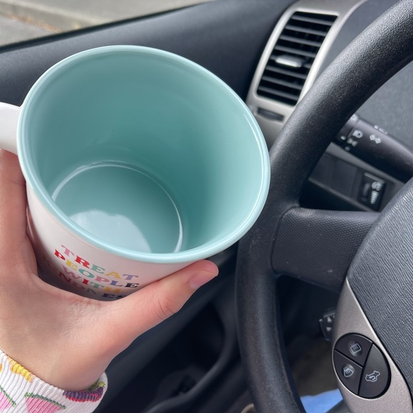 (ON HOLD!) TREAT PEOPLE WITH KINDNESS MUG! - Picture 3 of 4